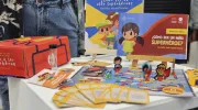 Estudiantes exponiendo en PROYECTA Estudiantes exponiendo en PROYECTA