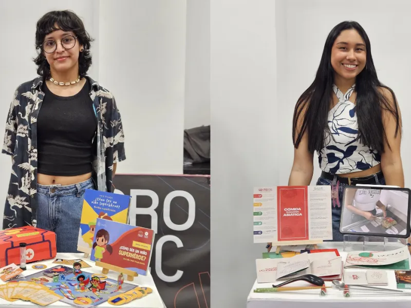 Estudiantes exponiendo en PROYECTA Estudiantes exponiendo en PROYECTA