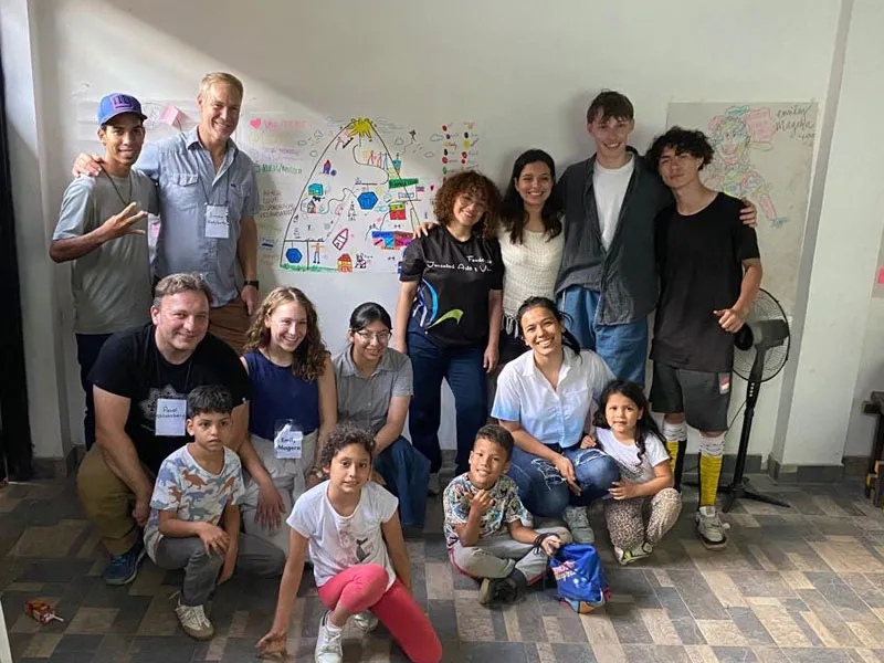 Liderazgo, comunicación y paz, un curso que transforma realidades con estudiantes de Gonzaga University Liderazgo, comunicación y paz, un curso que transforma realidades con estudiantes de Gonzaga University